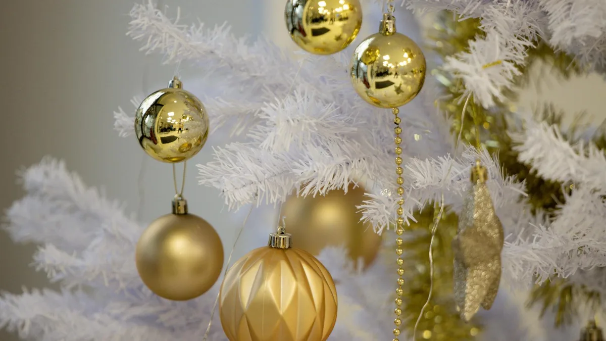 Happy Diwali greeting card design